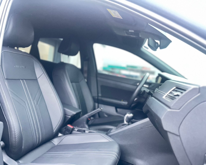 volkswagen nivus 1.0 200 tsi total flex highline automatico 4p 20257