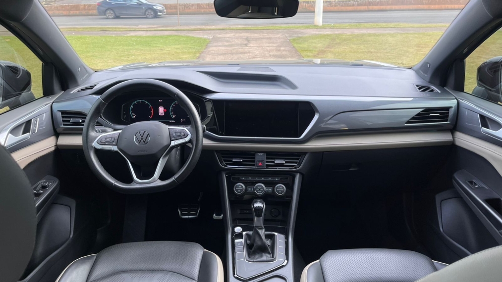 volkswagen taos 1.4 250 tsi total flex highline automatico 4p 202210