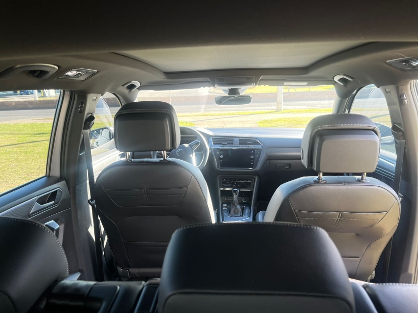 volkswagen tiguan 2.0 300 tsi gasolina allspace r-line automatico 4p 202411