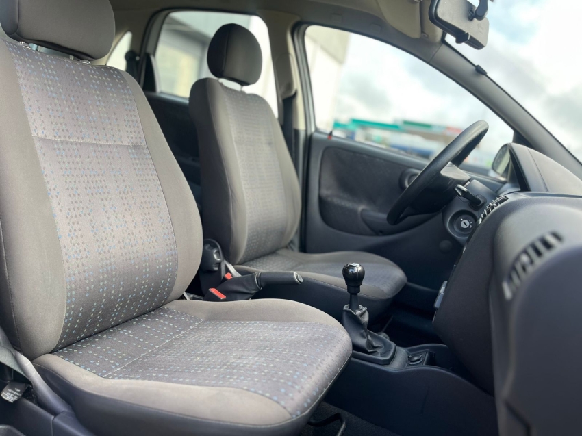 chevrolet corsa 1.4 mpfi maxx 8v flex 4p manual 20107