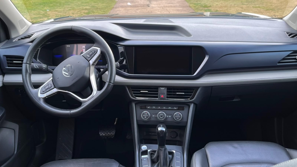 volkswagen taos 1.4 250 tsi total flex comfortline automatico 4p 202210
