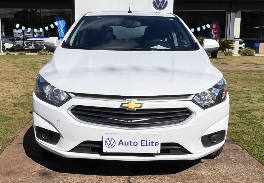 chevrolet onix 1.0 mpfi lt 8v flex 4p manual 2017