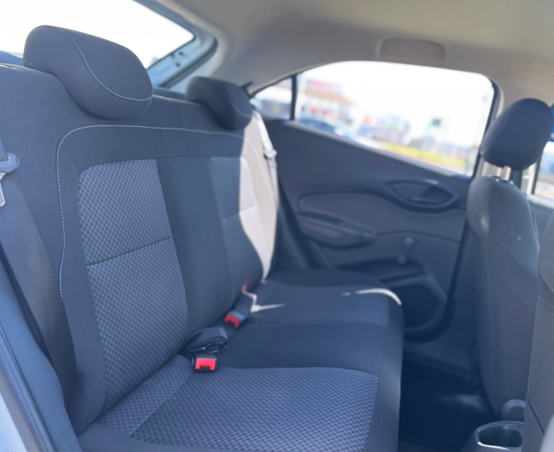 chevrolet onix 1.0 mpfi lt 8v flex 4p manual 20177