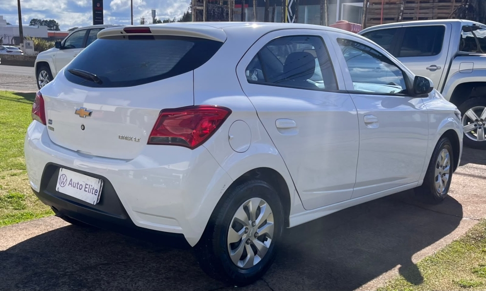 chevrolet onix 1.0 mpfi lt 8v flex 4p manual 20175