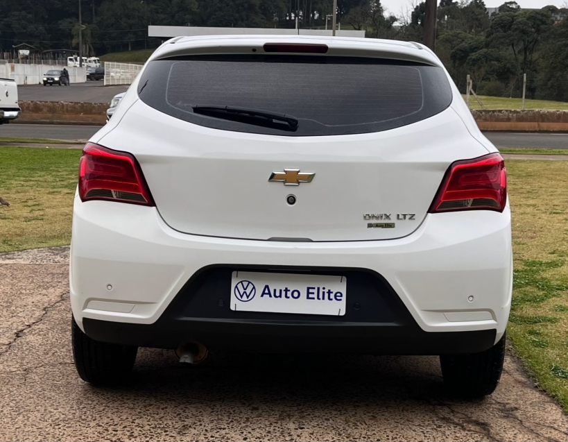 chevrolet onix 1.4 mpfi ltz 8v flex 4p manual 20173