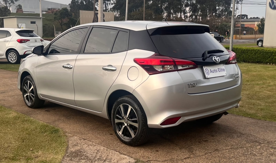 toyota yaris 1.5 16v flex xls multidrive 4p automatico 20195