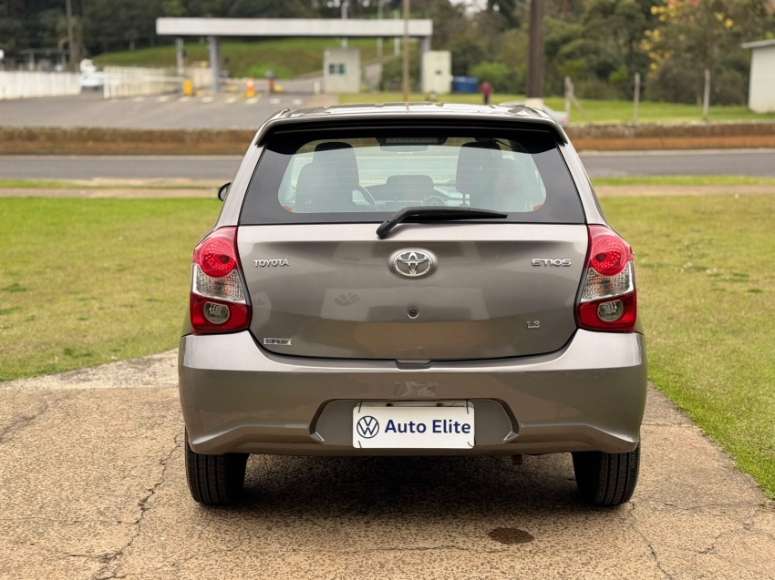 toyota etios 1.3 x 16v flex 4p manual 20193