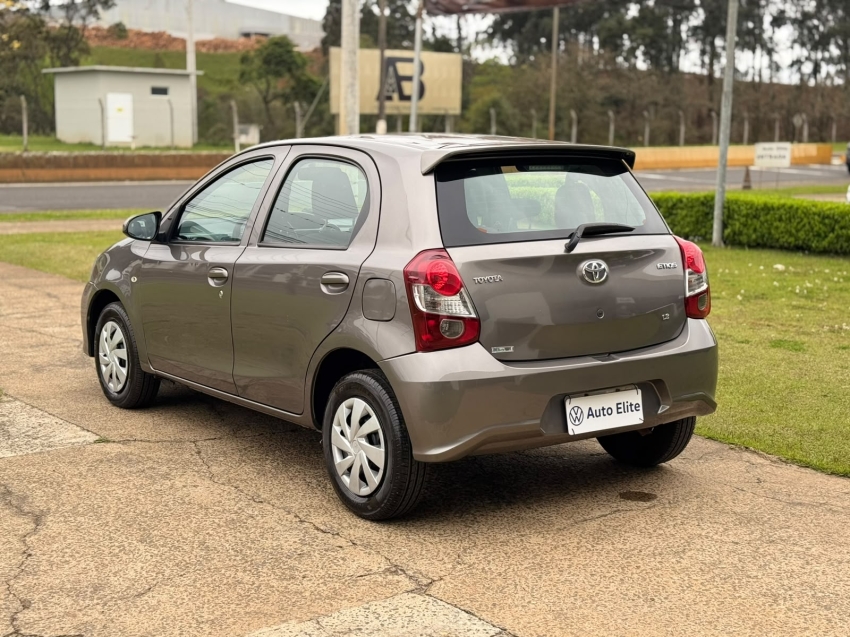 toyota etios 1.3 x 16v flex 4p manual 20195