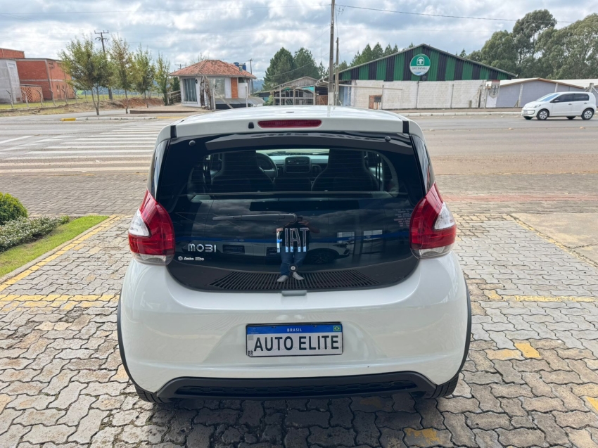 fiat/mobi 1.0 like ,branco, 2023/2014, completo