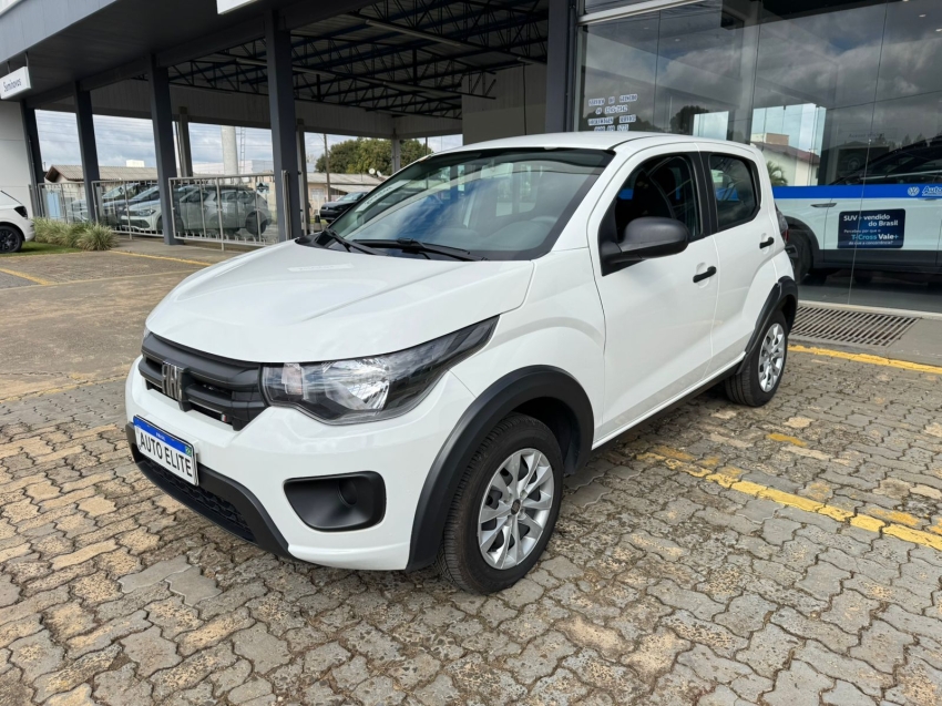 fiat/mobi 1.0 like ,branco, 2023/2014, completo1