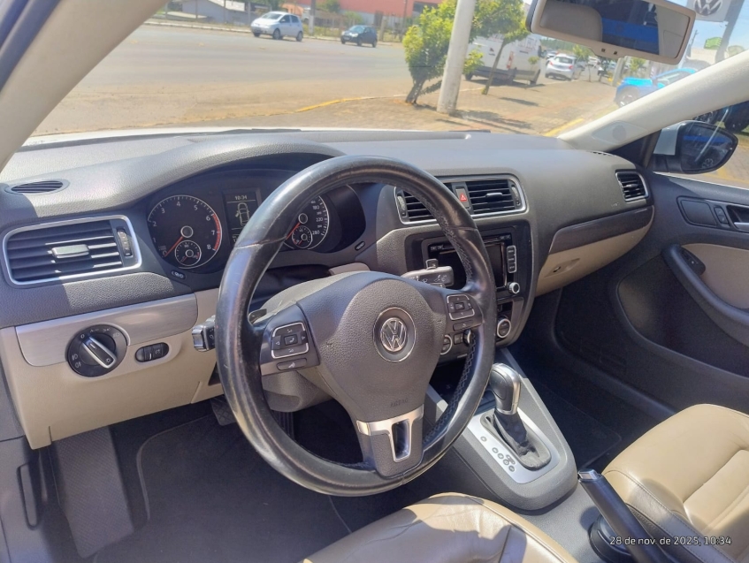 vw/jetta 2.0t,2014/2014,branco completo,gasolina4