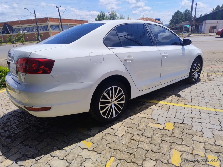 vw/jetta 2.0t,2014/2014,branco completo,gasolina2