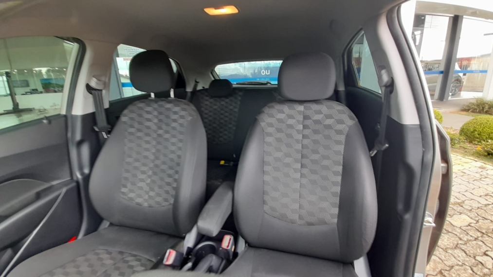 hyndai/hb20 1.6 comf,2017/2018/,prata,completo14