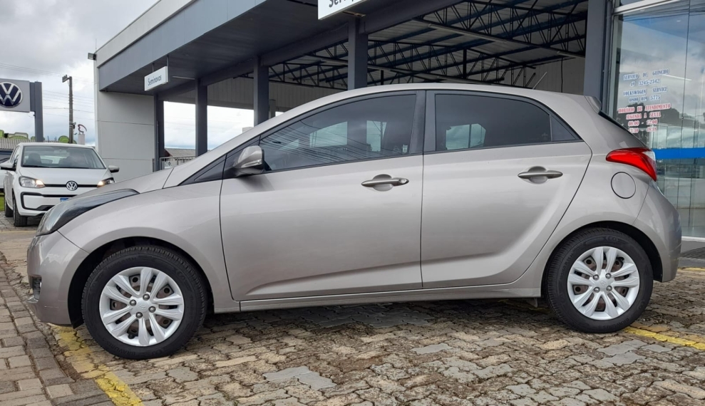 hyndai/hb20 1.6 comf,2017/2018/,prata,completo1