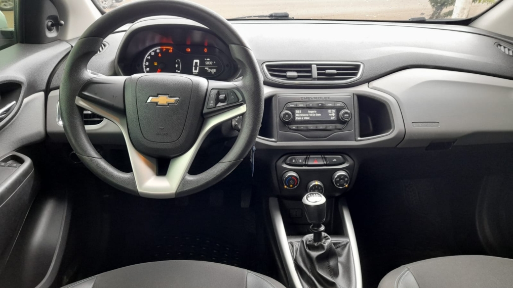chevrolet/onix 1.0 mt lt,2018/2019,prata9