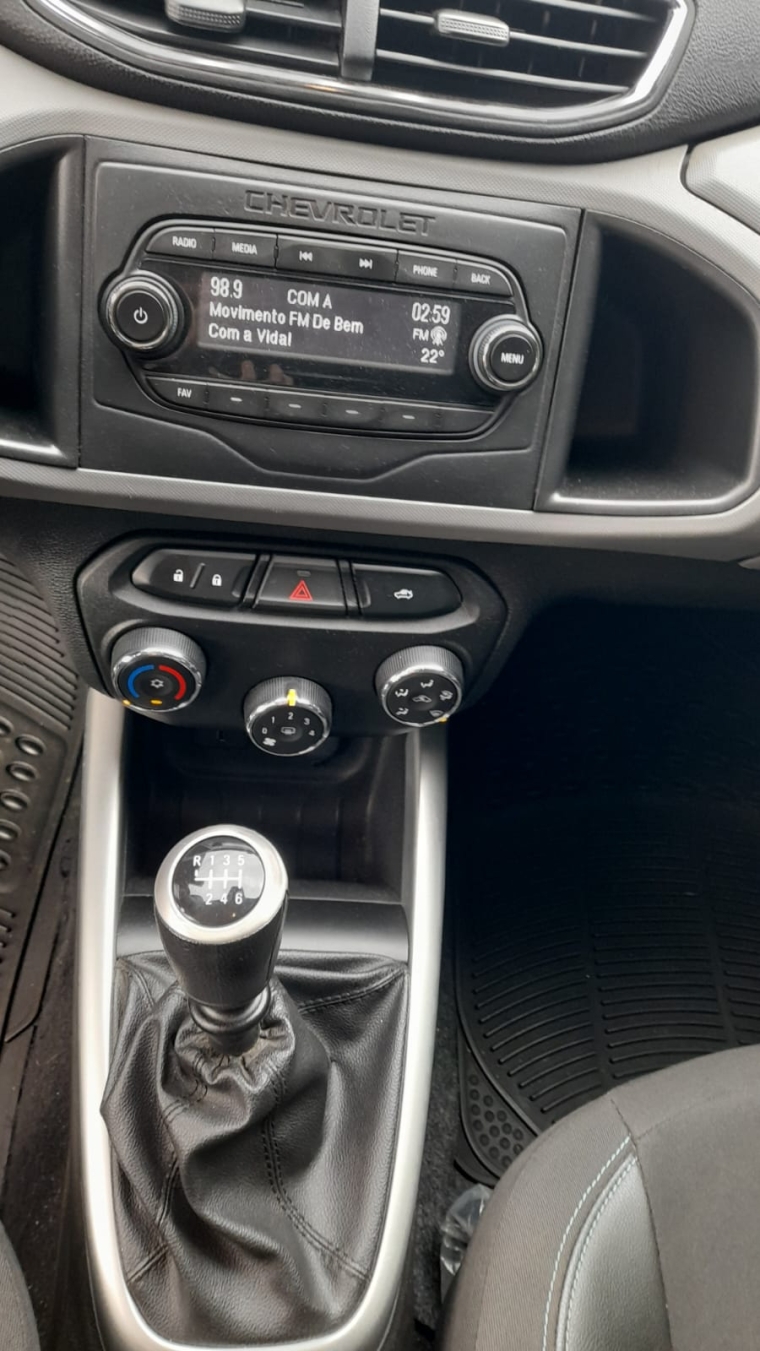 chevrolet/onix 1.0 mt lt,2018/2019,prata11