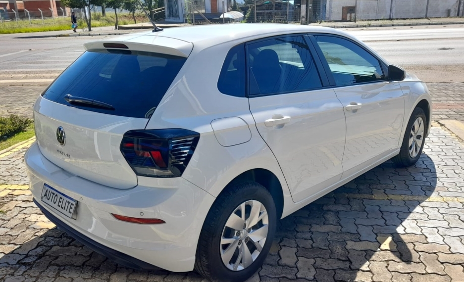 vw polo mpi 1.0,branca,2023/2024,completo5