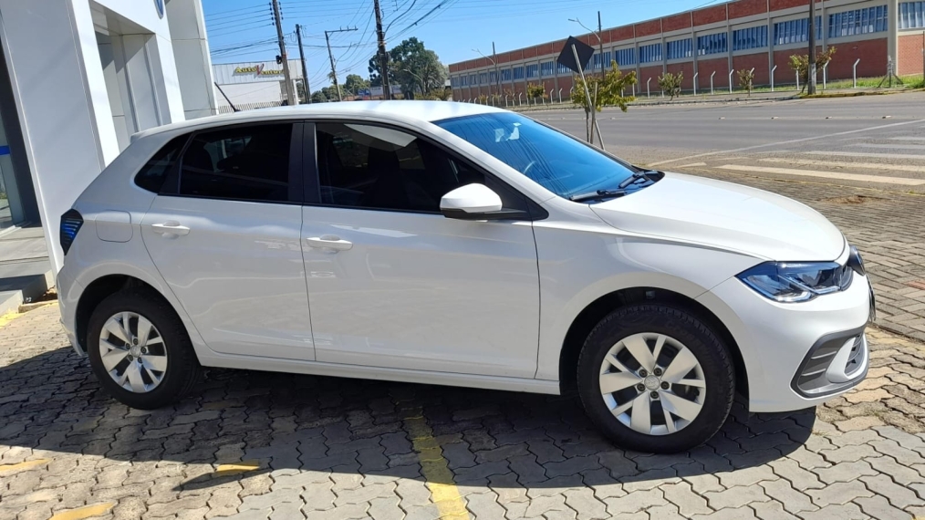 vw polo mpi 1.0,branca,2023/2024,completo14