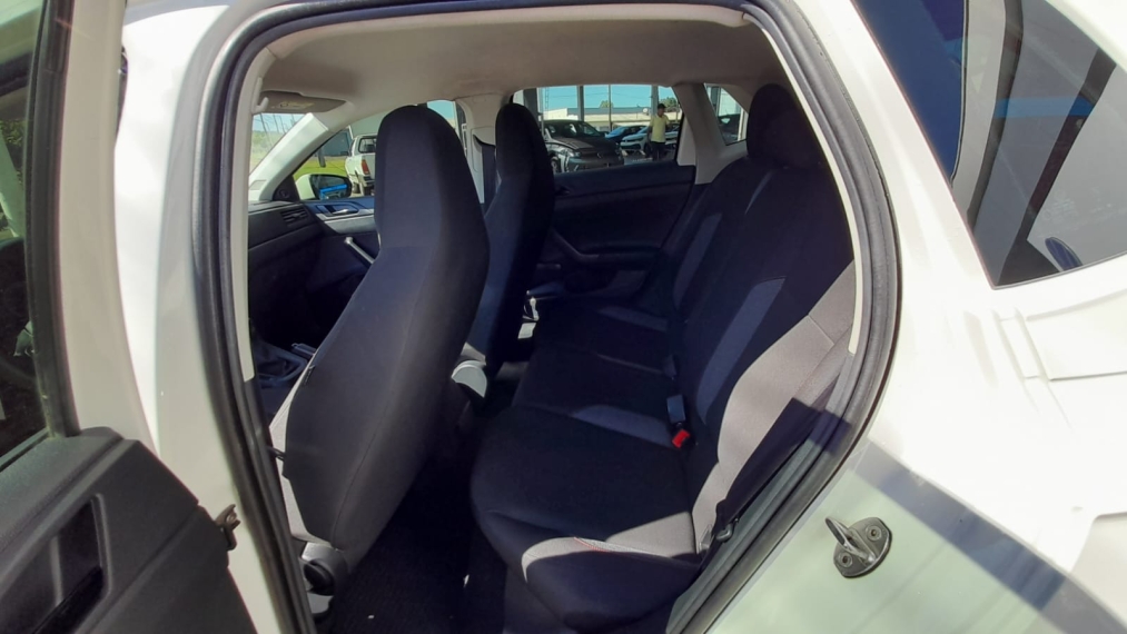 vw polo mpi 1.0,branca,2023/2024,completo12