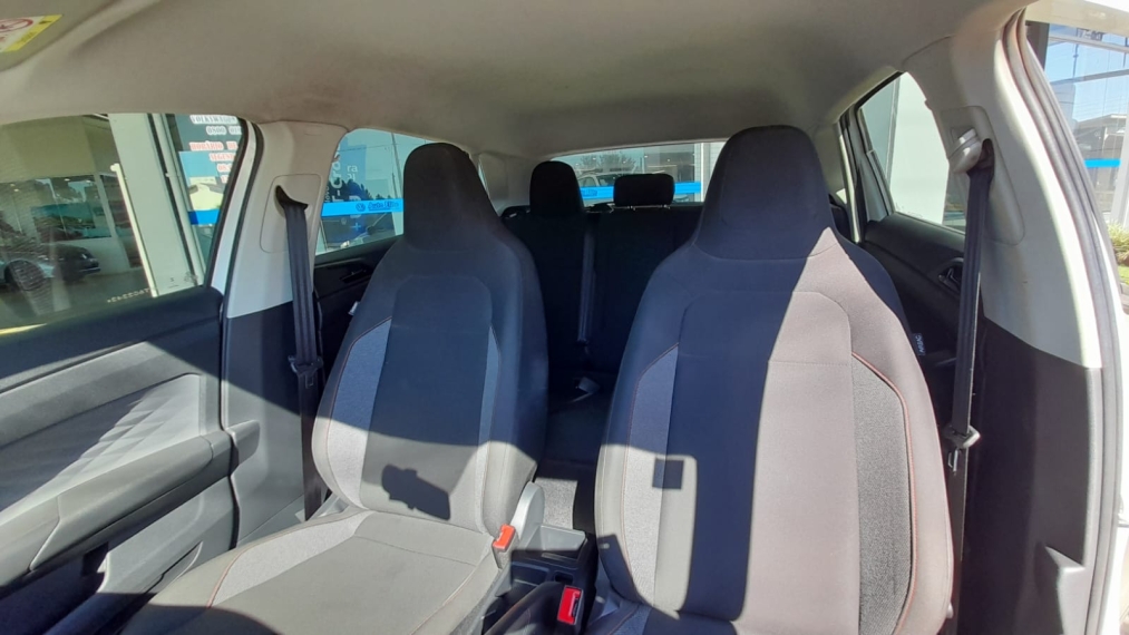 vw polo mpi 1.0,branca,2023/2024,completo8