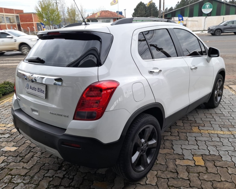 chevrolet tracker 1.8 mpfi ltz 4x2 16v flex 4p automatico 20155