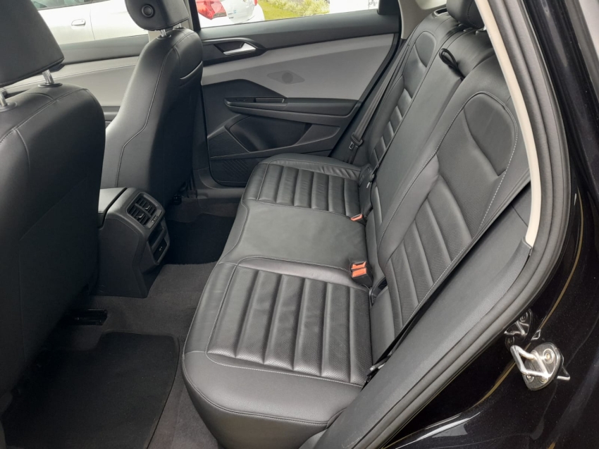 volkswagen taos 1.4 250 tsi total flex comfortline automatico 4p 202210