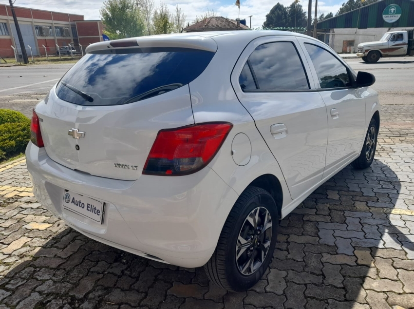 chevrolet onix 1.0 mpfi lt 8v flex 4p manual 20165