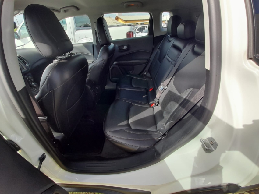 jeep compass 2.0 16v diesel longitude 4x4 automatico 4p 202010