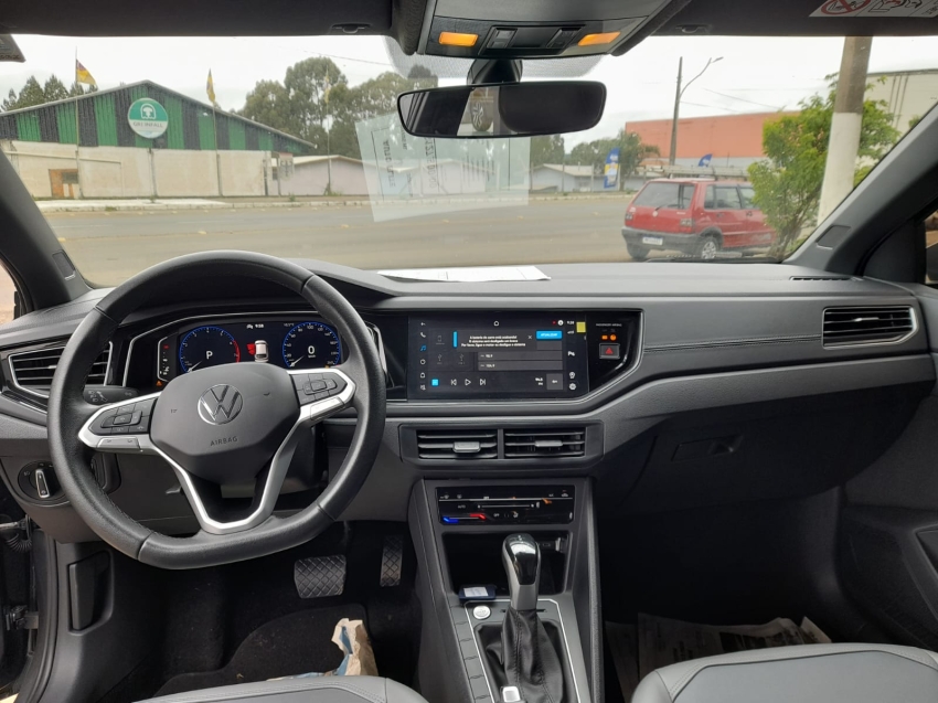 volkswagen nivus 1.0 200 tsi total flex highline automatico 4p 20247