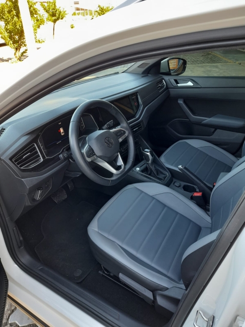 volkswagen nivus 1.0 200 tsi total flex highline automatico 4p 20246