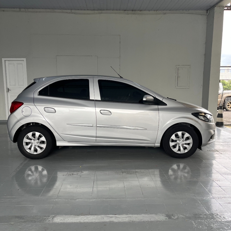 chevrolet onix 1.0 mpfi lt 8v flex 4p manual 2019