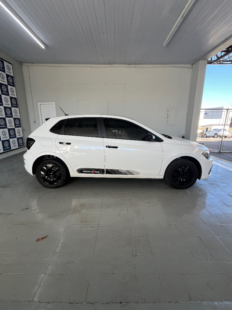 volkswagen polo 1.0 mpi rock in rio manual flex 4p 2025