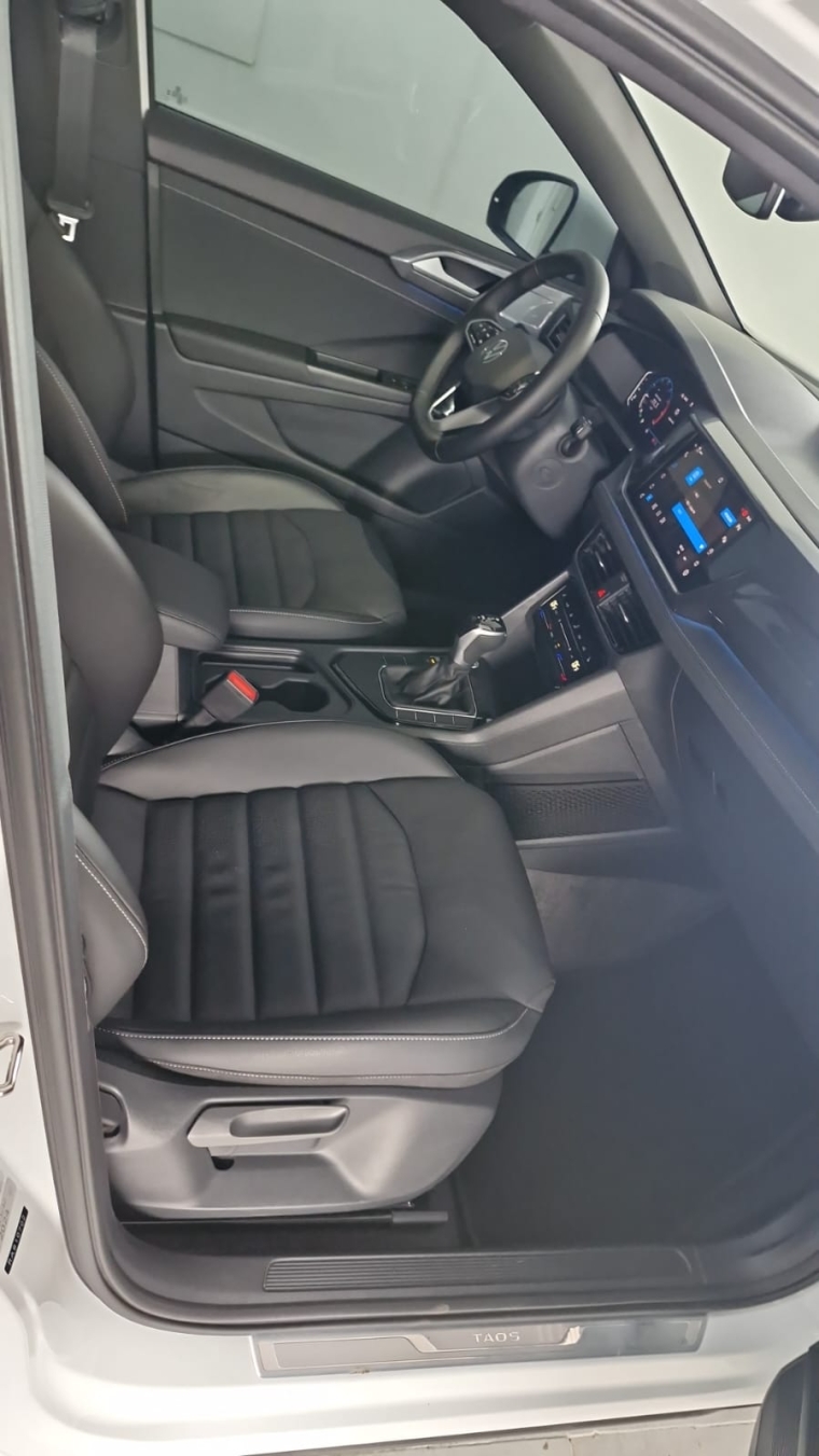 volkswagen taos 1.4 250 tsi total flex highline automatico gasolina 4p 2024