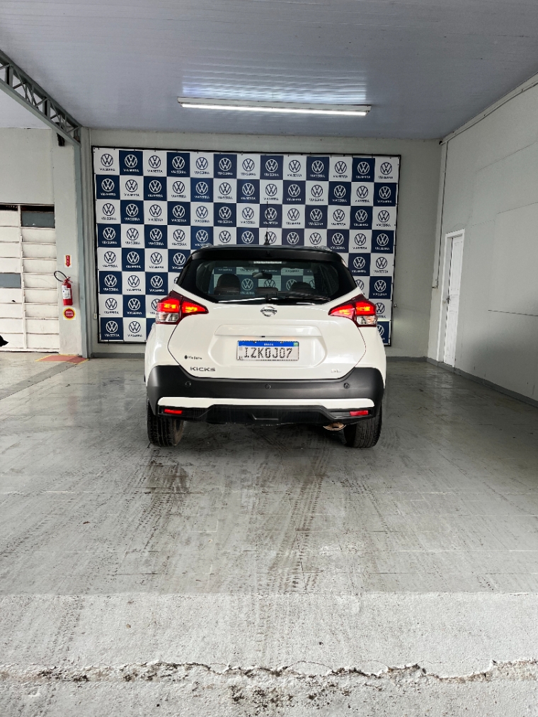 nissan kicks 1.6 16v flexstart sl 4p xtronic flex automatico 2020