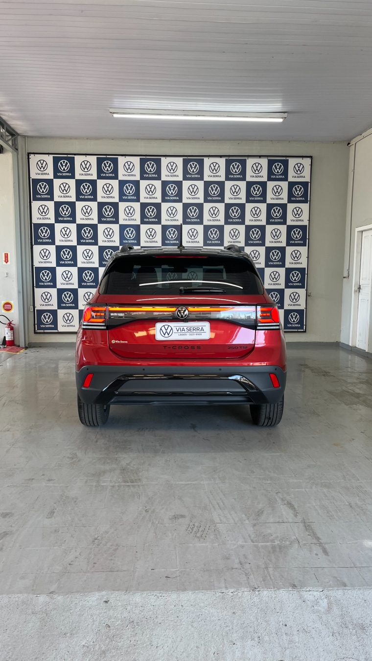 volkswagen t-cross 1.4 250 tsi total flex highline automatico 4p 2025