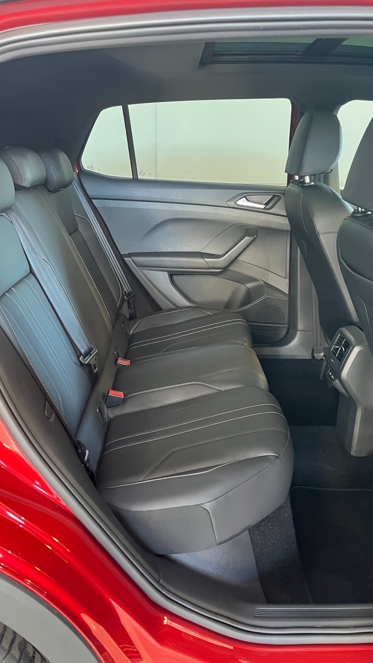 volkswagen t-cross 1.4 250 tsi total flex highline automatico 4p 2025