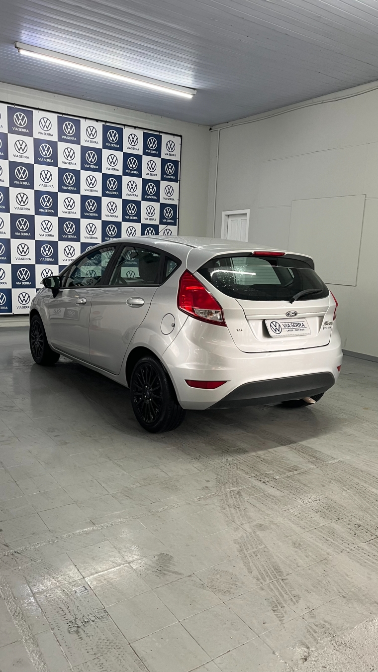 ford fiesta 1.6 se hatch 16v flex 4p manual 2017