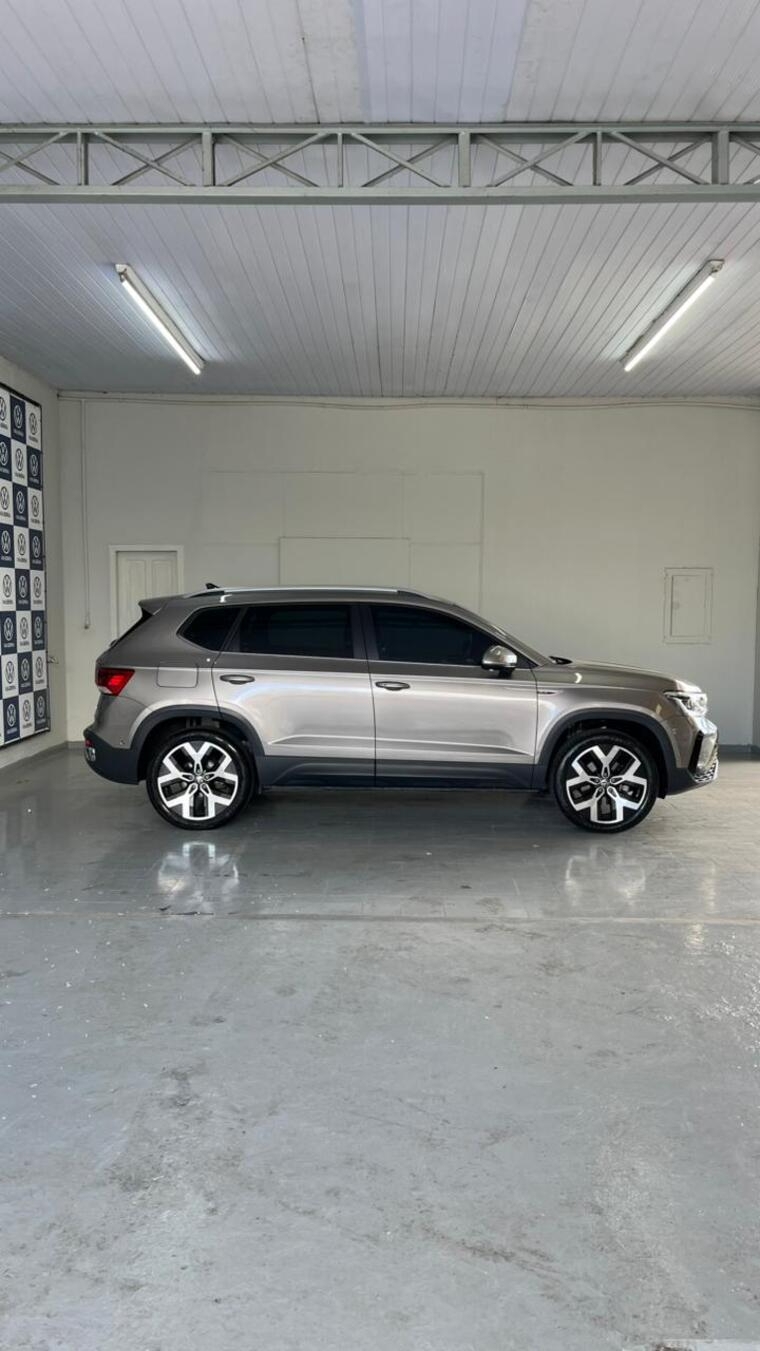 volkswagen taos 1.4 250 tsi total flex highline automatico 4p 2024