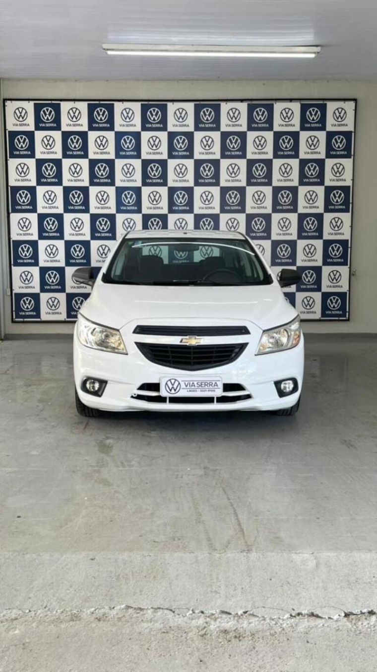 chevrolet onix 1.0 mpfi joy 8v flex 4p manual 9.9 2018