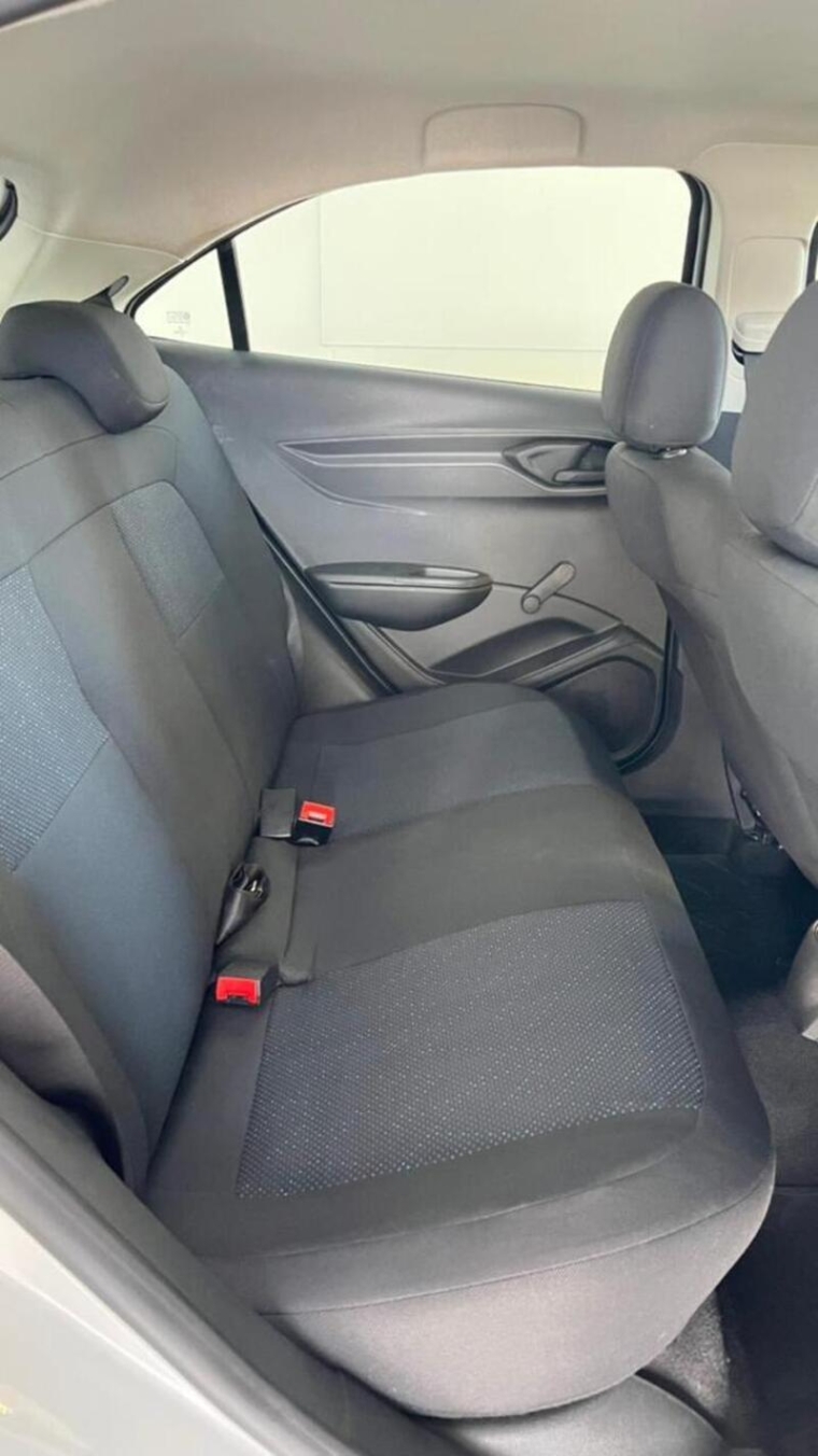 chevrolet onix 1.0 mpfi joy 8v flex 4p manual 9.9 20189