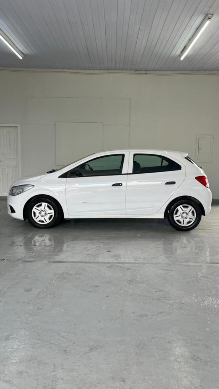 chevrolet onix 1.0 mpfi joy 8v flex 4p manual 9.9 20184