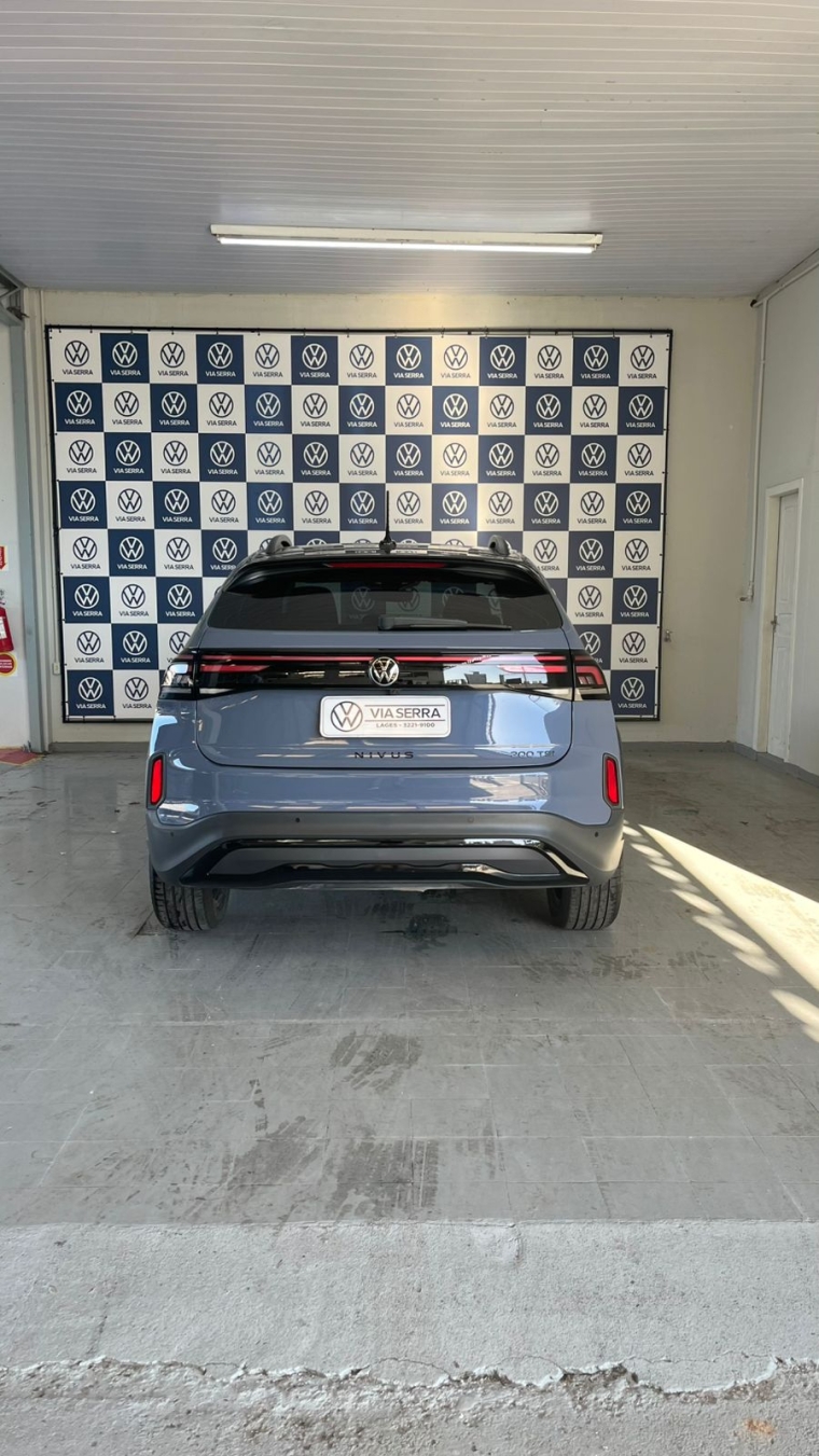 volkswagen nivus 1.0 200 tsi total flex highline automatico 4p 20253