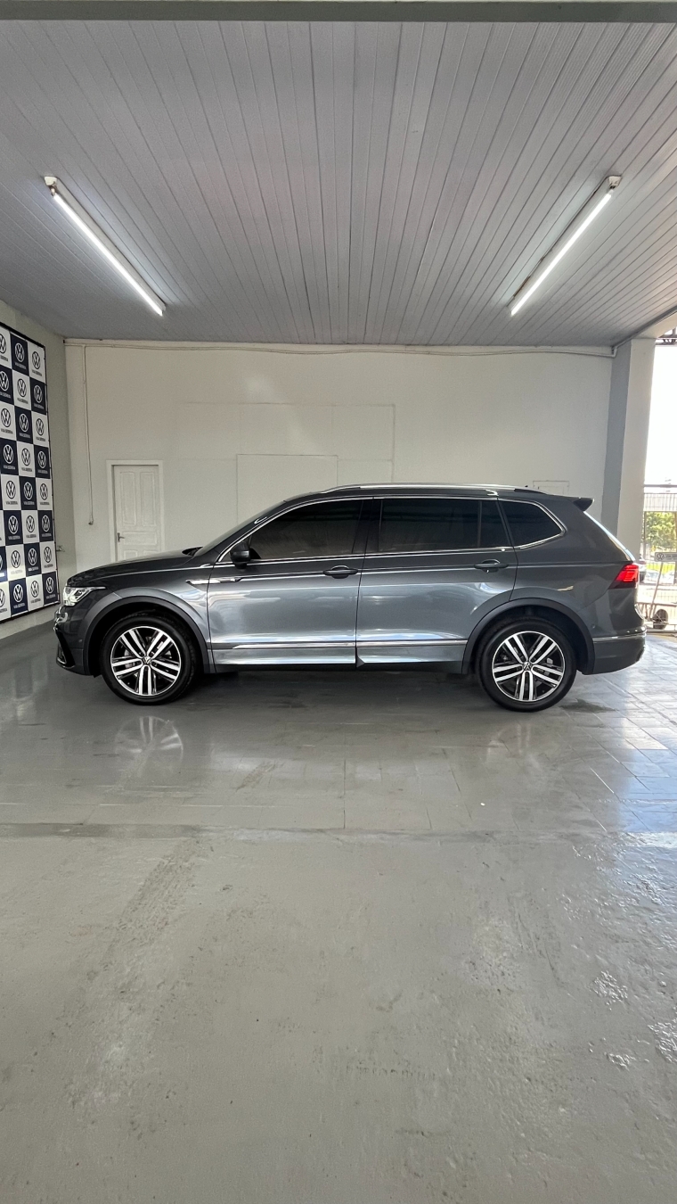 volkswagen tiguan 2.0 300 tsi gasolina allspace r-line automatico flex 4p 202411