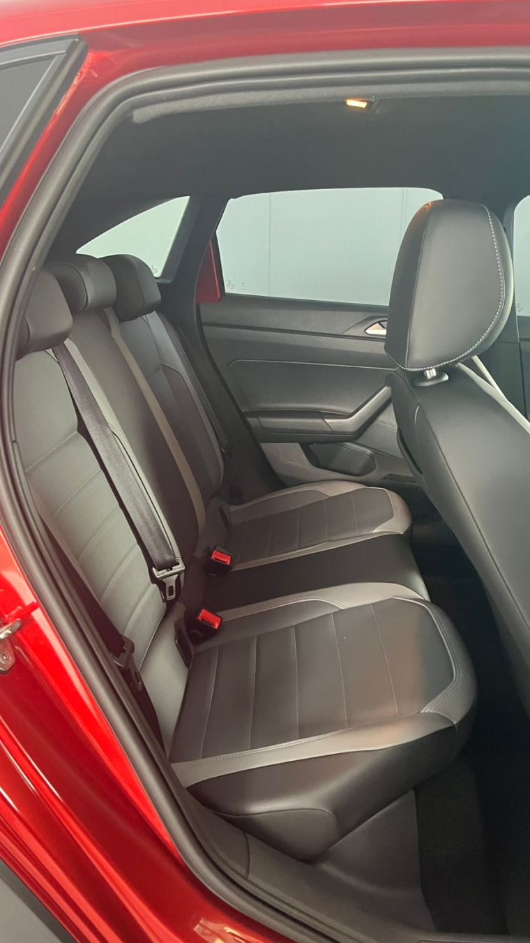 volkswagen nivus 1.0 200 tsi total flex highline automatico 9.9 4p 202310