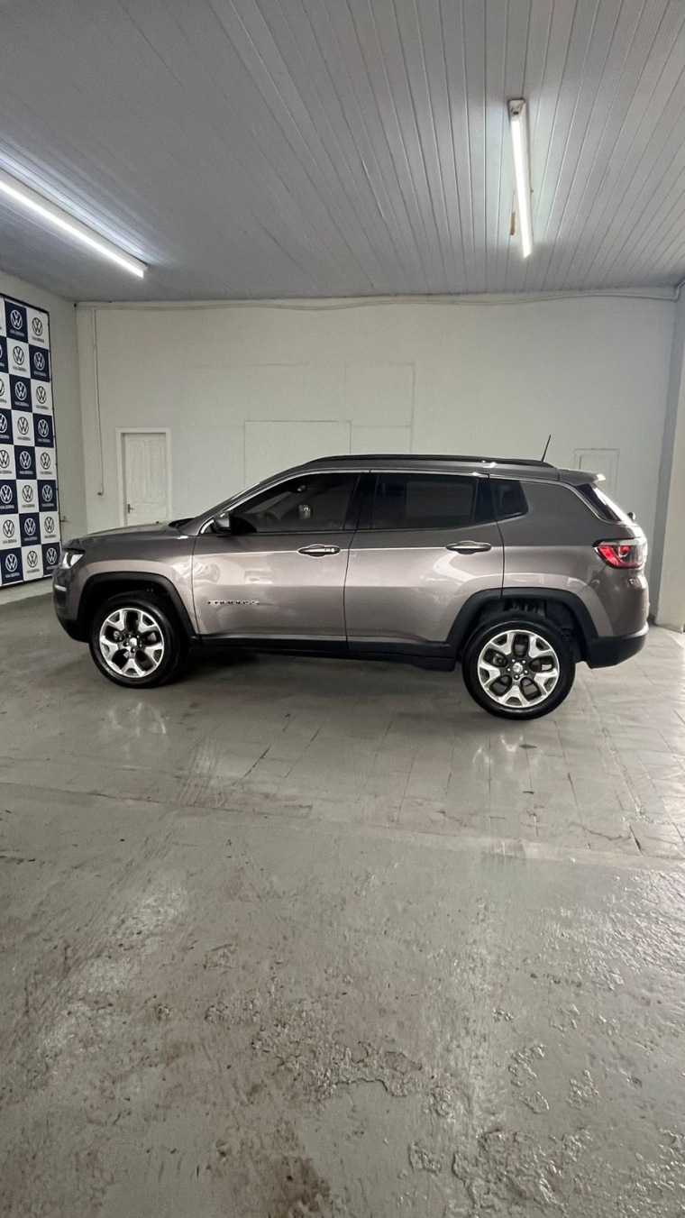 jeep compass 2.0 16v diesel longitude 4x4 automatico 1.9 4p 20195