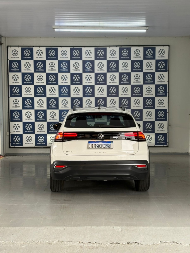 volkswagen nivus 1.0 200 tsi total flex comfortline automatico 4p 20235