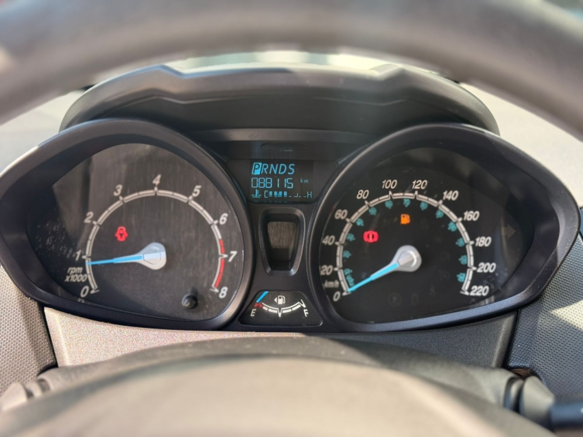 ford fiesta 1.6 se hatch 16v flex 4p automatico 20145