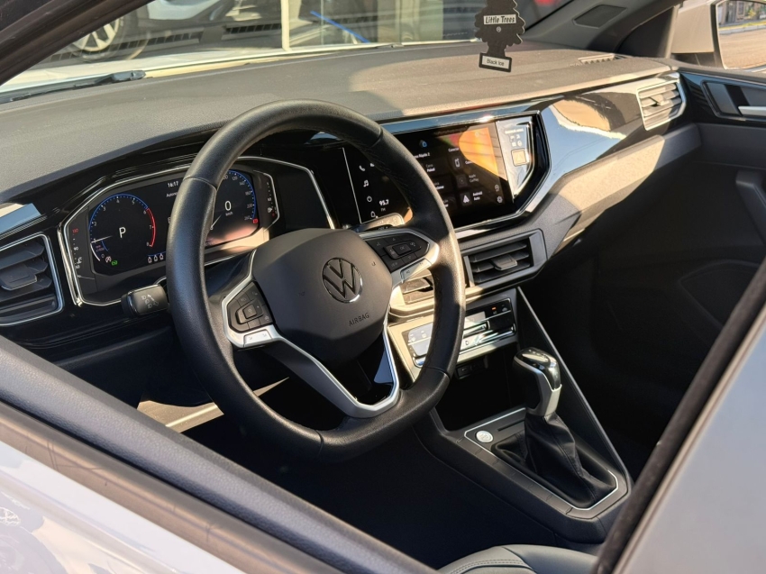 volkswagen nivus 1.0 200 tsi total flex highline automatico 4p 20234