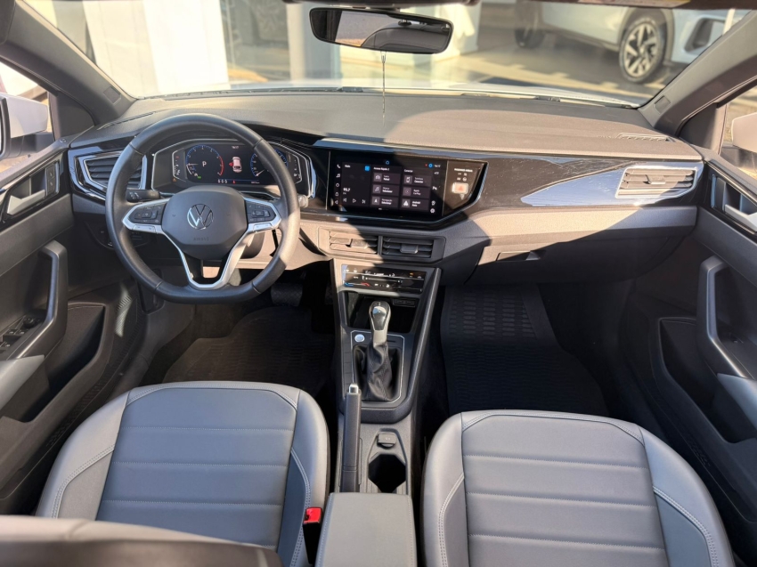 volkswagen nivus 1.0 200 tsi total flex highline automatico 4p 20232