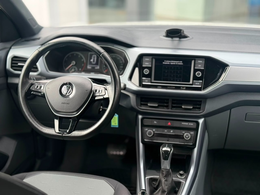 volkswagen t-cross 1.0 200 tsi total flex comfortline automatico 4p 20202